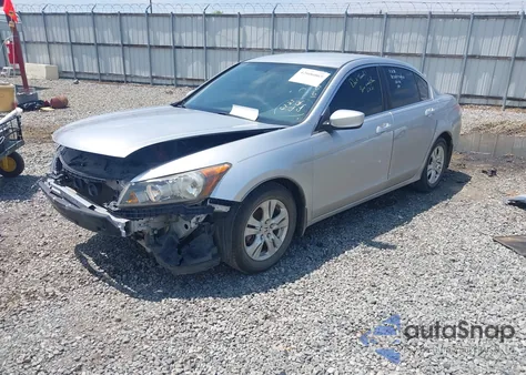 2010 Honda Accord 2.4 Lx-P z USA, uszkodzony, nr VIN 1HGCP2F4XAA107830